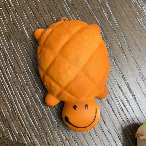 Bundle of 15 squishes - Picture 17 of 17